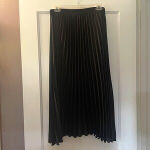 NWOT Pleated Satin Skirt
